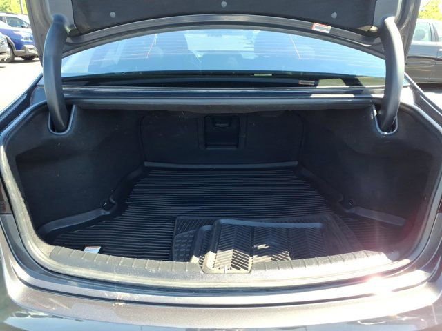 Used 2018 Kia Cadenza Premium w/ Paint Protection Package FWD image 26