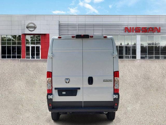 Used 2026 RAM ProMaster 2500 w/ Convenience Group FWD image 5