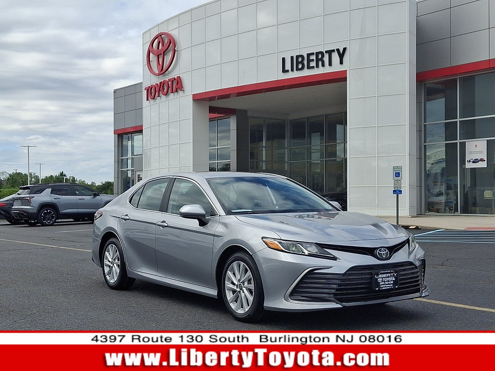 Used 2022 Toyota Camry LE