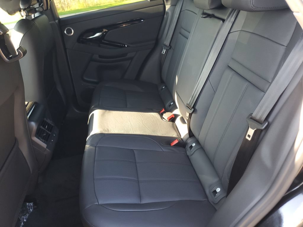 New 2026 Land Rover Range Rover Evoque S AWD/4WD image 31