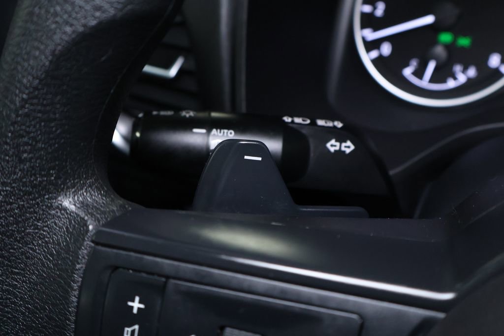 Used 2024 Nissan Rogue SV image 22