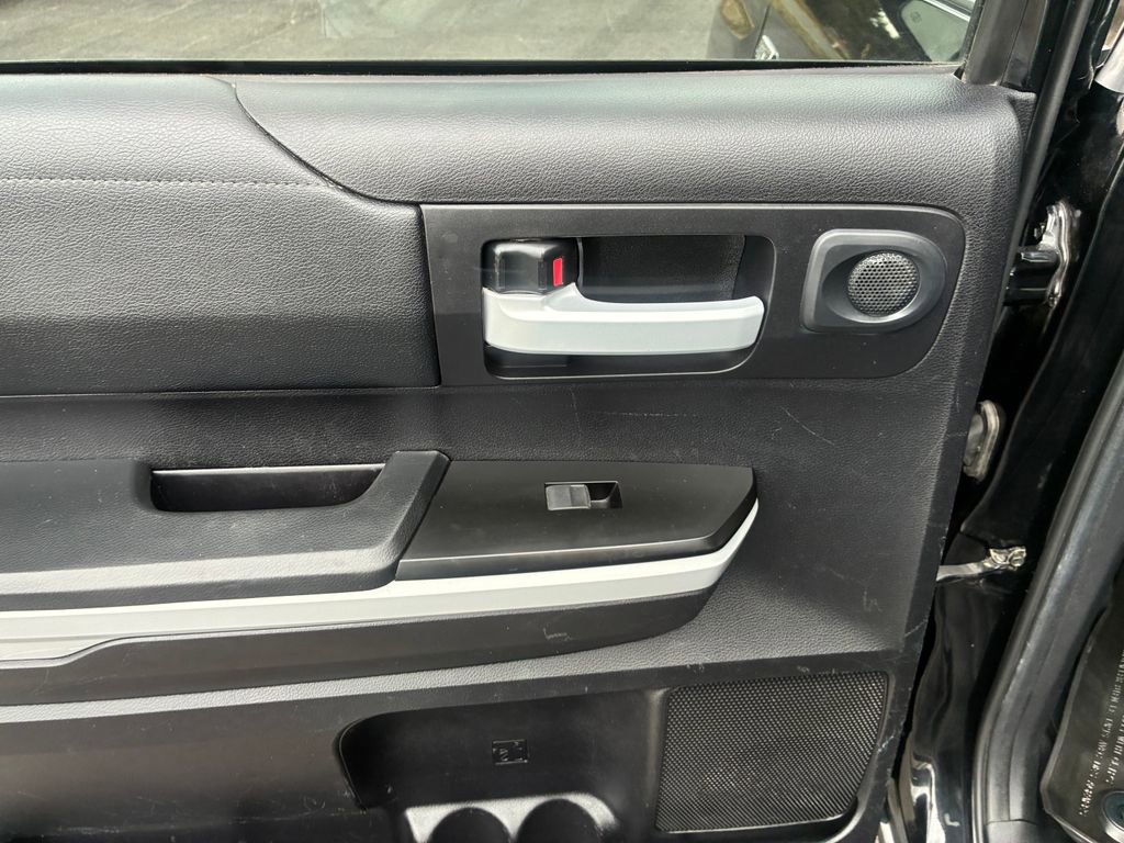 Used 2020 Toyota Tundra SR5 w/ TRD Off-Road Package image 33