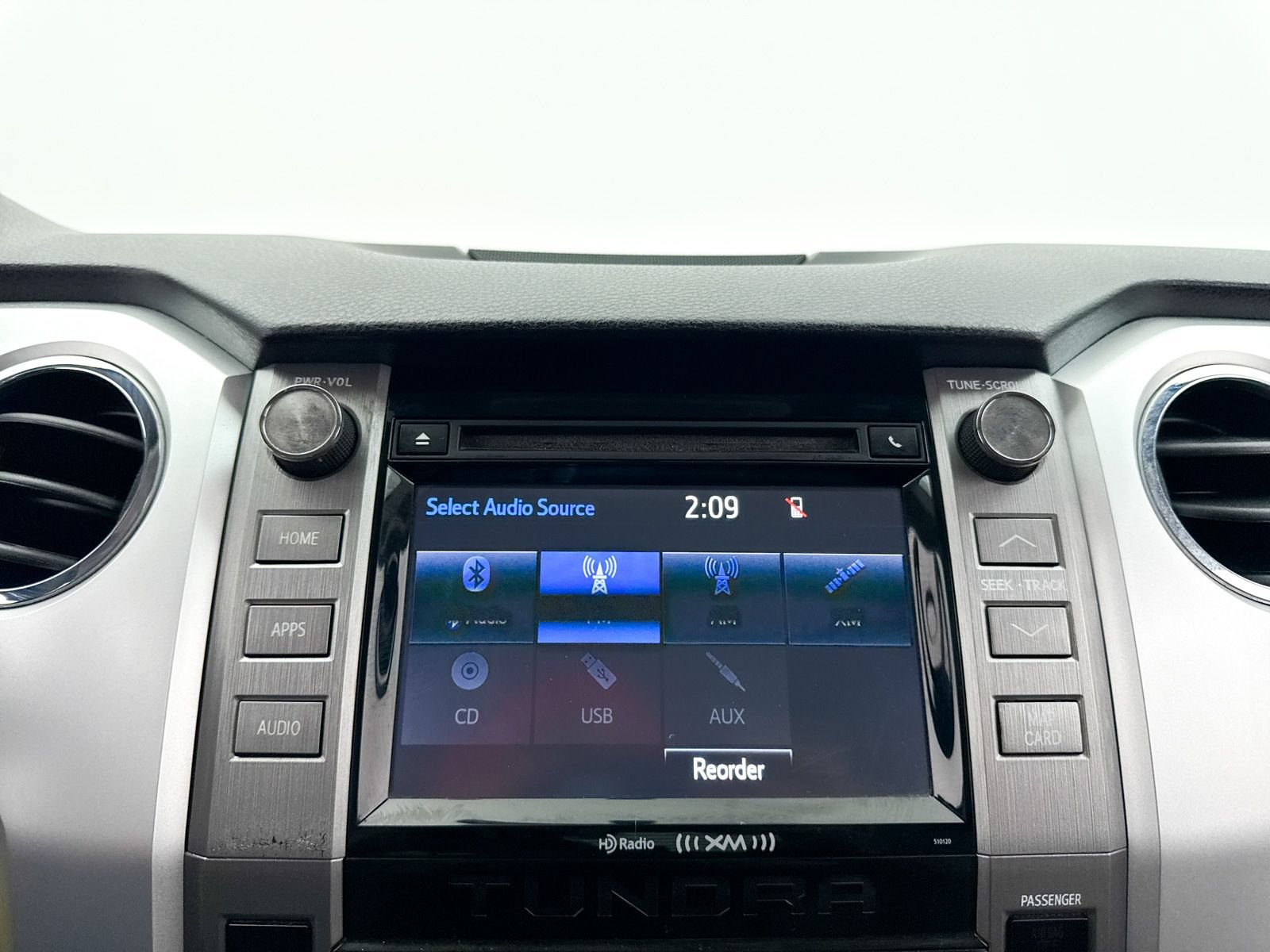 Used 2017 Toyota Tundra SR5 w/ SR5 Upgrade Package RWD image 22