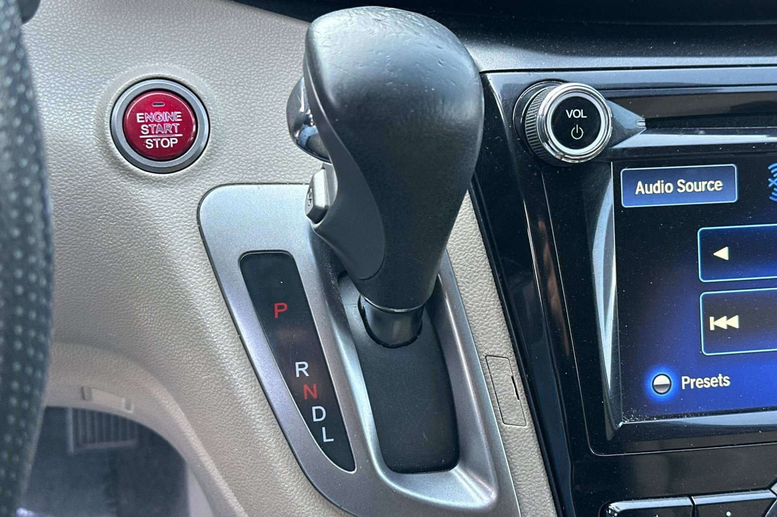 Used 2016 Honda Odyssey SE image 22