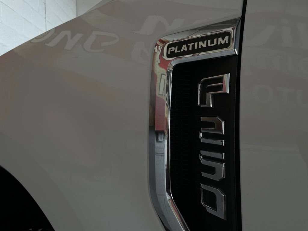 Used 2022 Ford F250 Platinum w/ FX4 Off-Road Package AWD/4WD image 11
