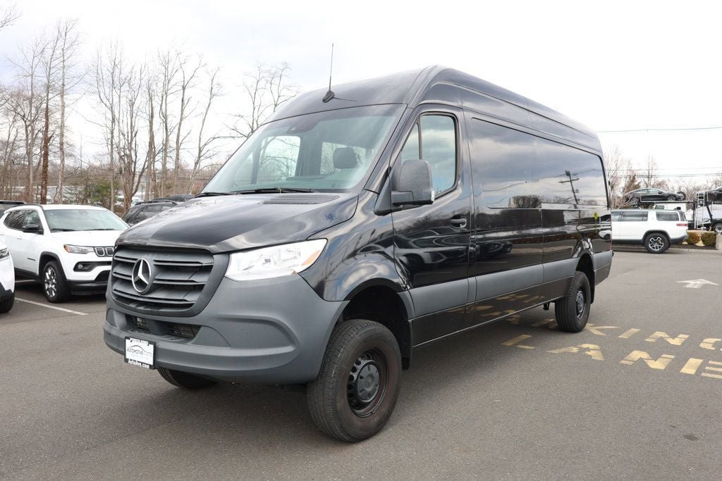 Used 2023 Mercedes-Benz Sprinter 2500 w/ Acoustic Package image 1
