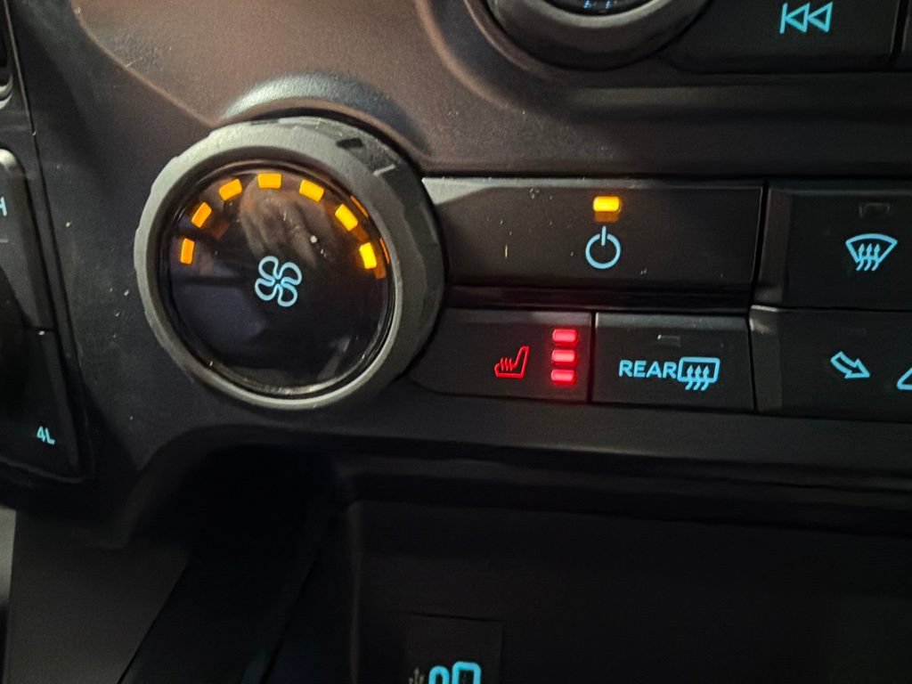 Used 2024 Ford F250 XLT w/ XLT Premium Package AWD/4WD image 18