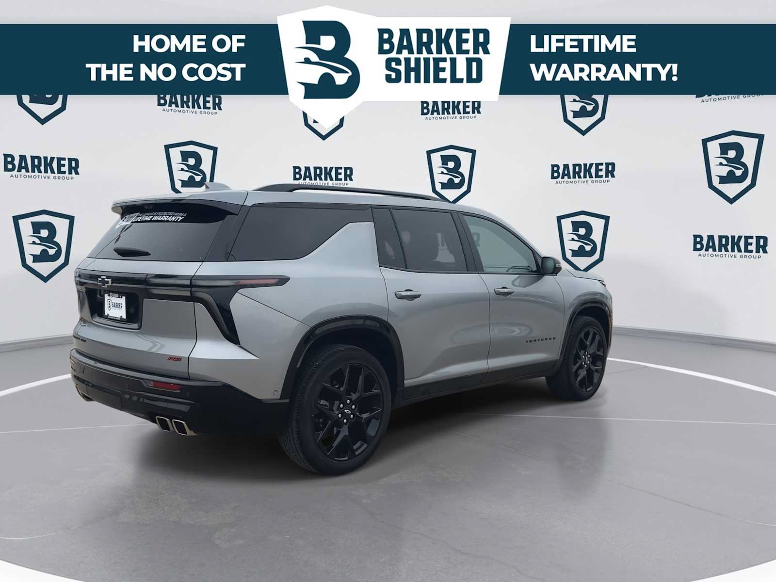 Used 2024 Chevrolet Traverse RS w/ LPO, Floor Liner Package AWD/4WD image 9