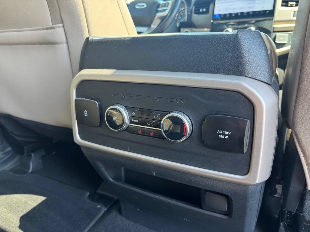 Used 2024 Ford Expedition Limited AWD/4WD image 21
