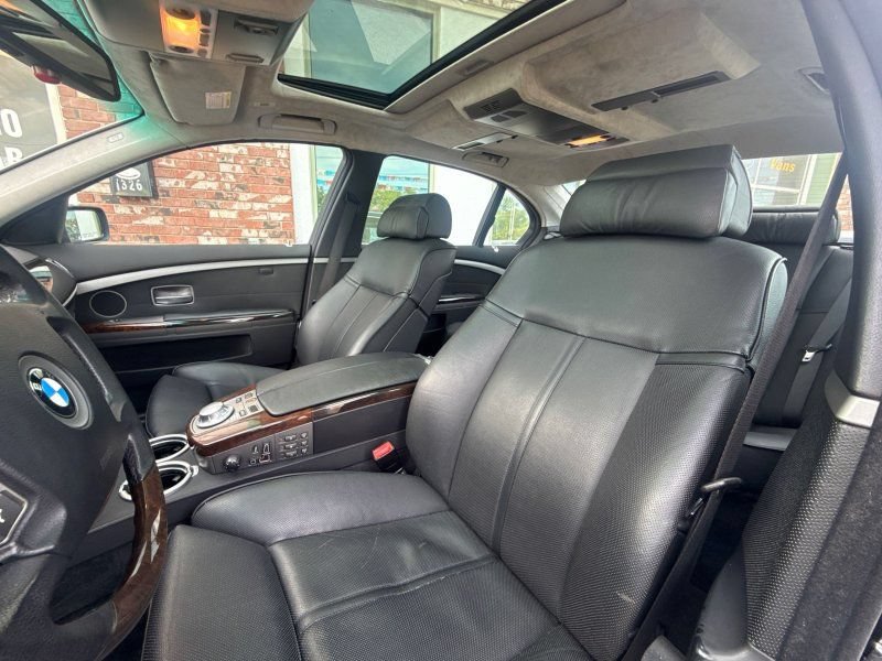 Used 2004 BMW 760Li RWD image 12