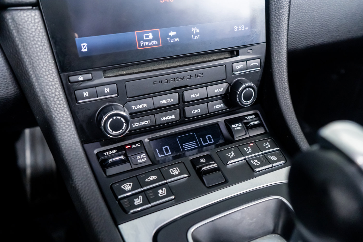 Used 2022 Porsche 718 Boxster S image 44