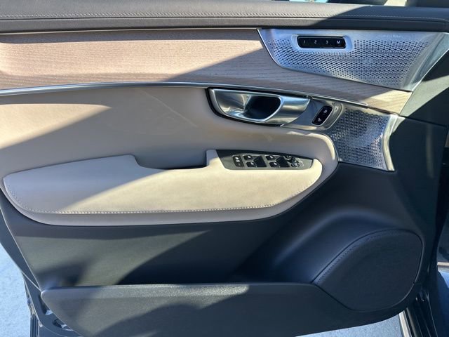 New 2026 Volvo XC90 B6 Ultra w/ Lounge Package image 12
