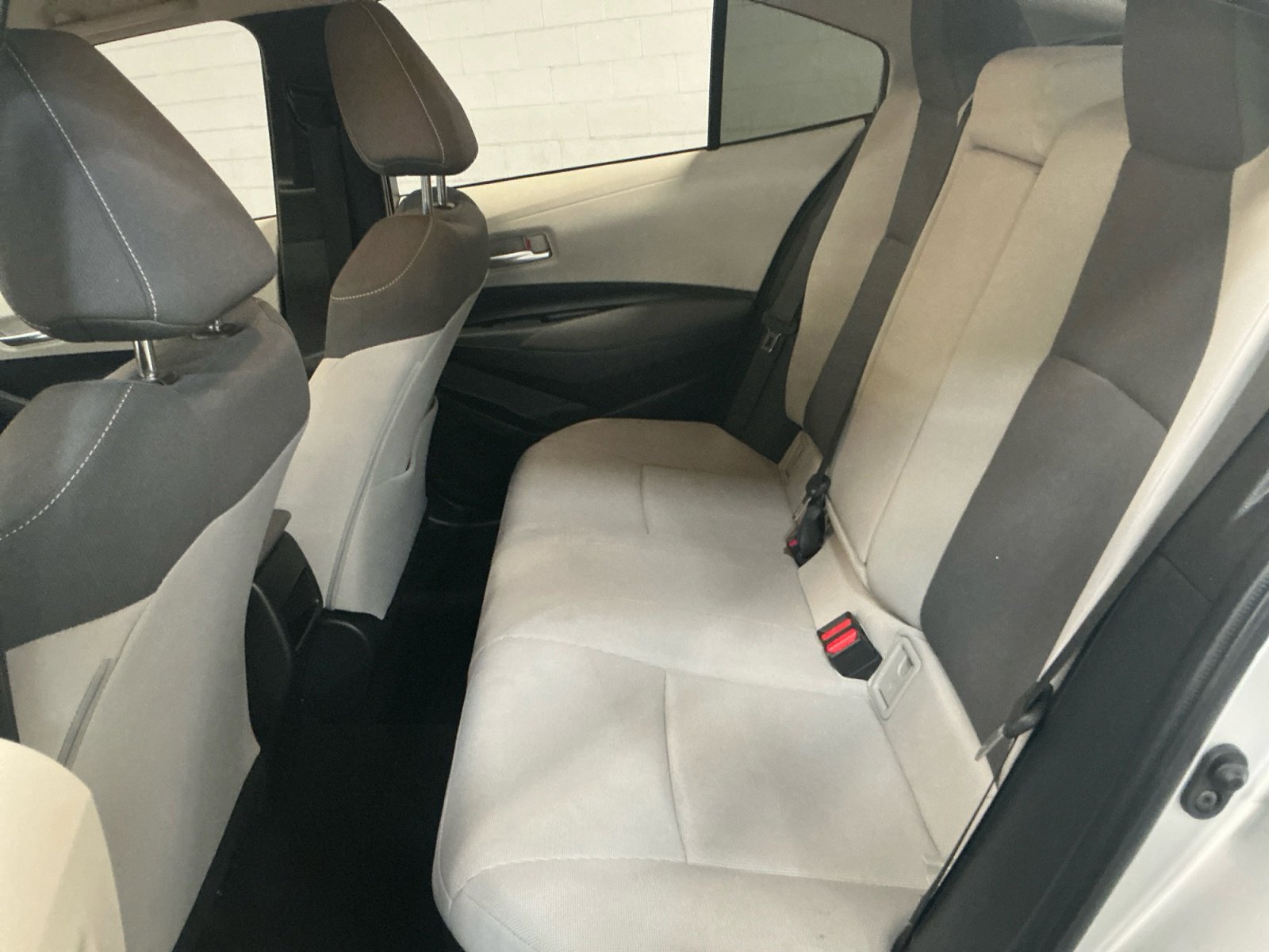 Certified 2021 Toyota Corolla LE FWD image 17