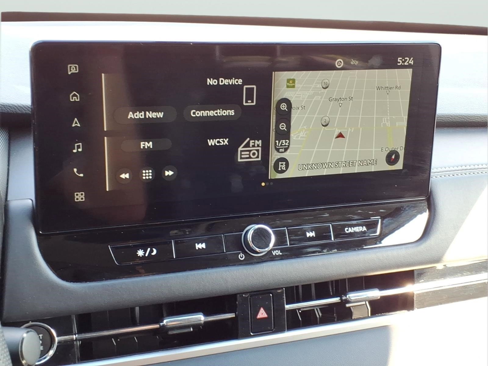 Used 2025 Mitsubishi Outlander SE AWD/4WD image 24