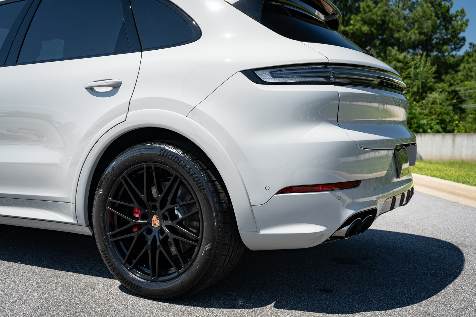Used 2023 Porsche Cayenne GTS AWD/4WD image 20