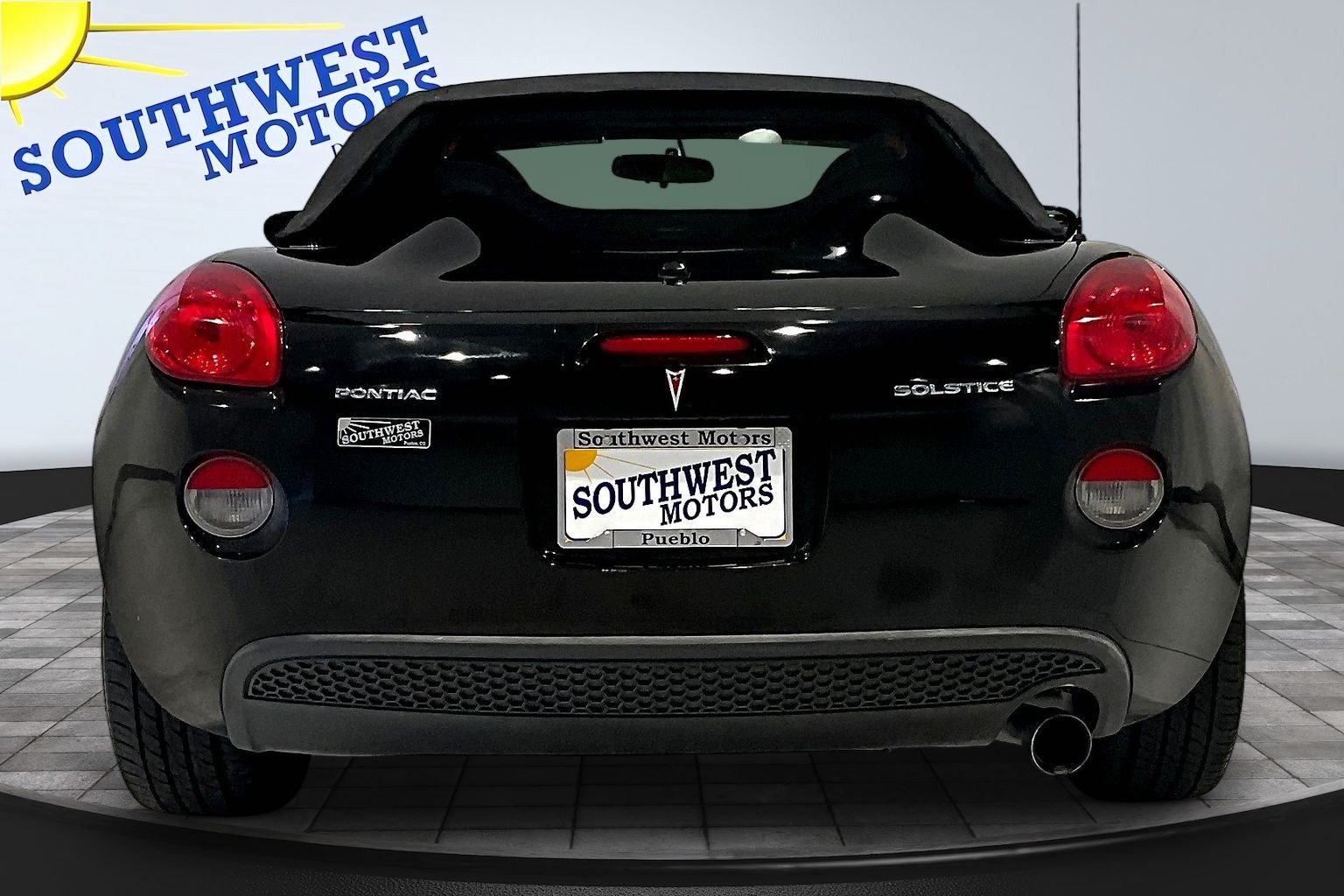 Used 2007 Pontiac Solstice Convertible w/ Premium Package RWD image 6