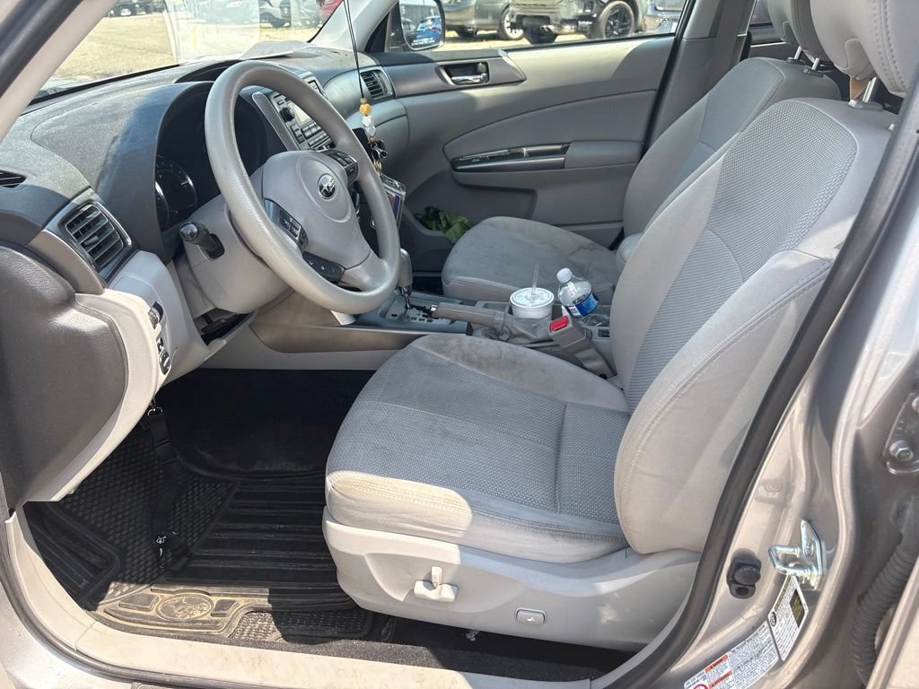 Used 2011 Subaru Forester 2.5X Premium w/ All-Weather Pkg AWD/4WD image 13
