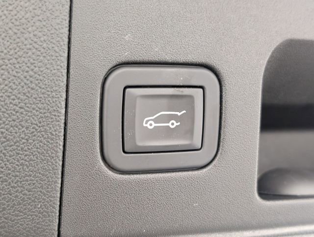 Used 2025 Cadillac XT5 Premium Luxury image 31