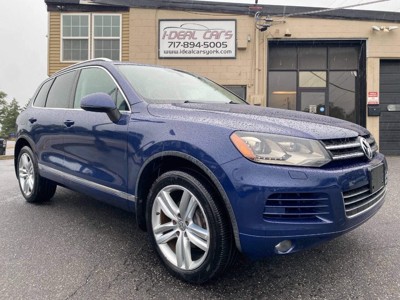 Used 2012 Volkswagen Touareg TDI AWD/4WD image 1