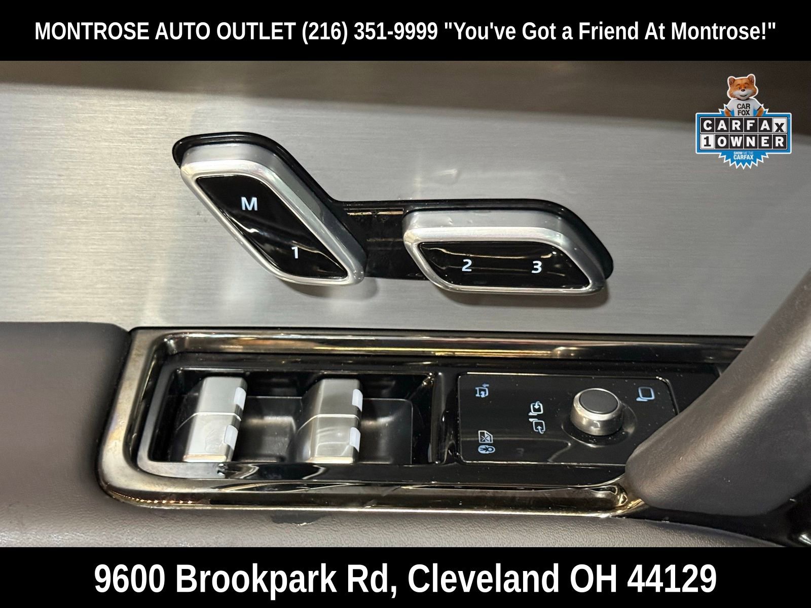 Used 2024 Land Rover Range Rover Sport SE image 13