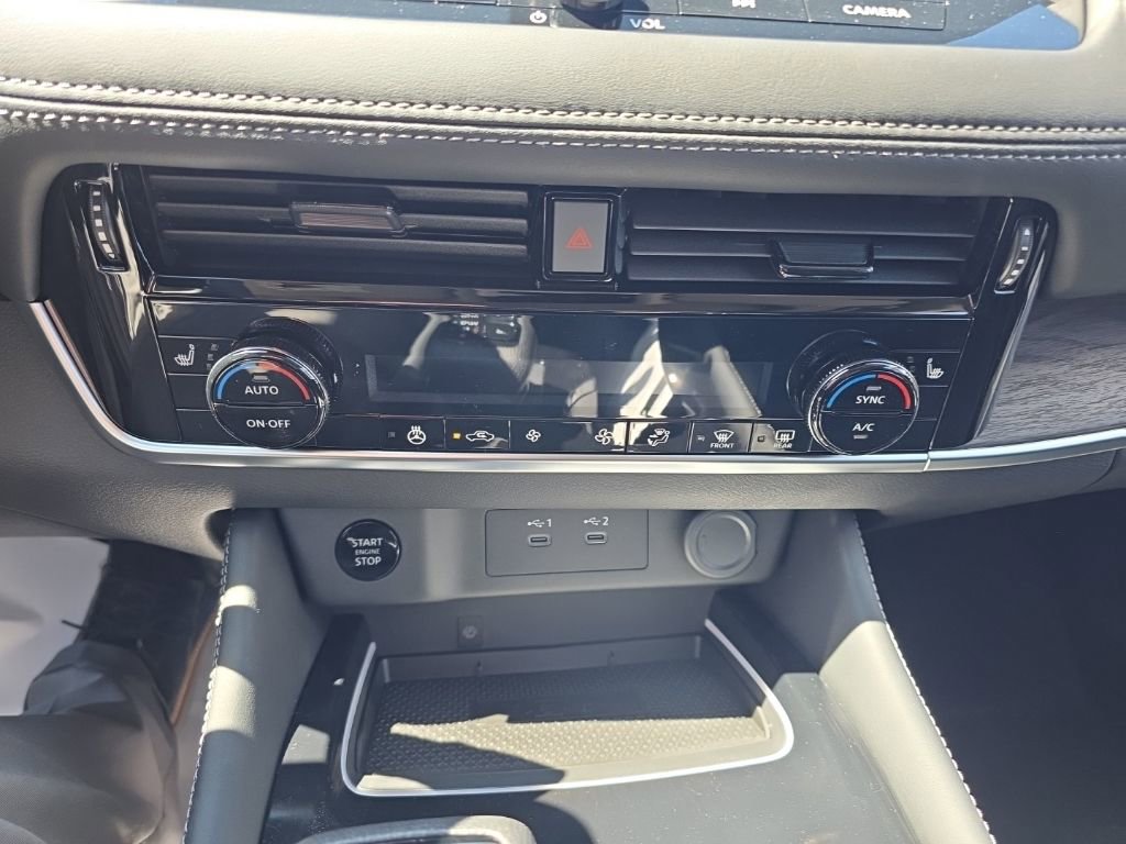 New 2026 Nissan Rogue Platinum image 25