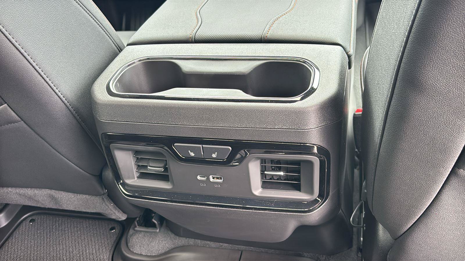 New 2026 GMC Sierra 1500 AT4 w/ AT4 Premium Package AWD/4WD image 24