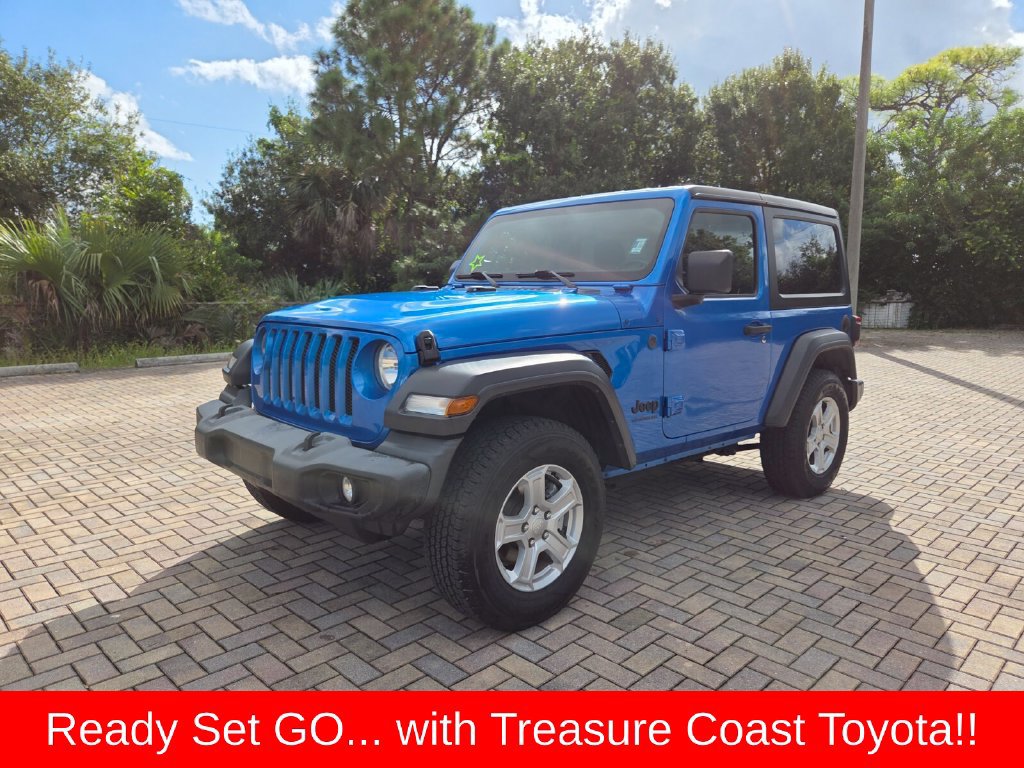 Used 2022 Jeep Wrangler Sport AWD/4WD image 4