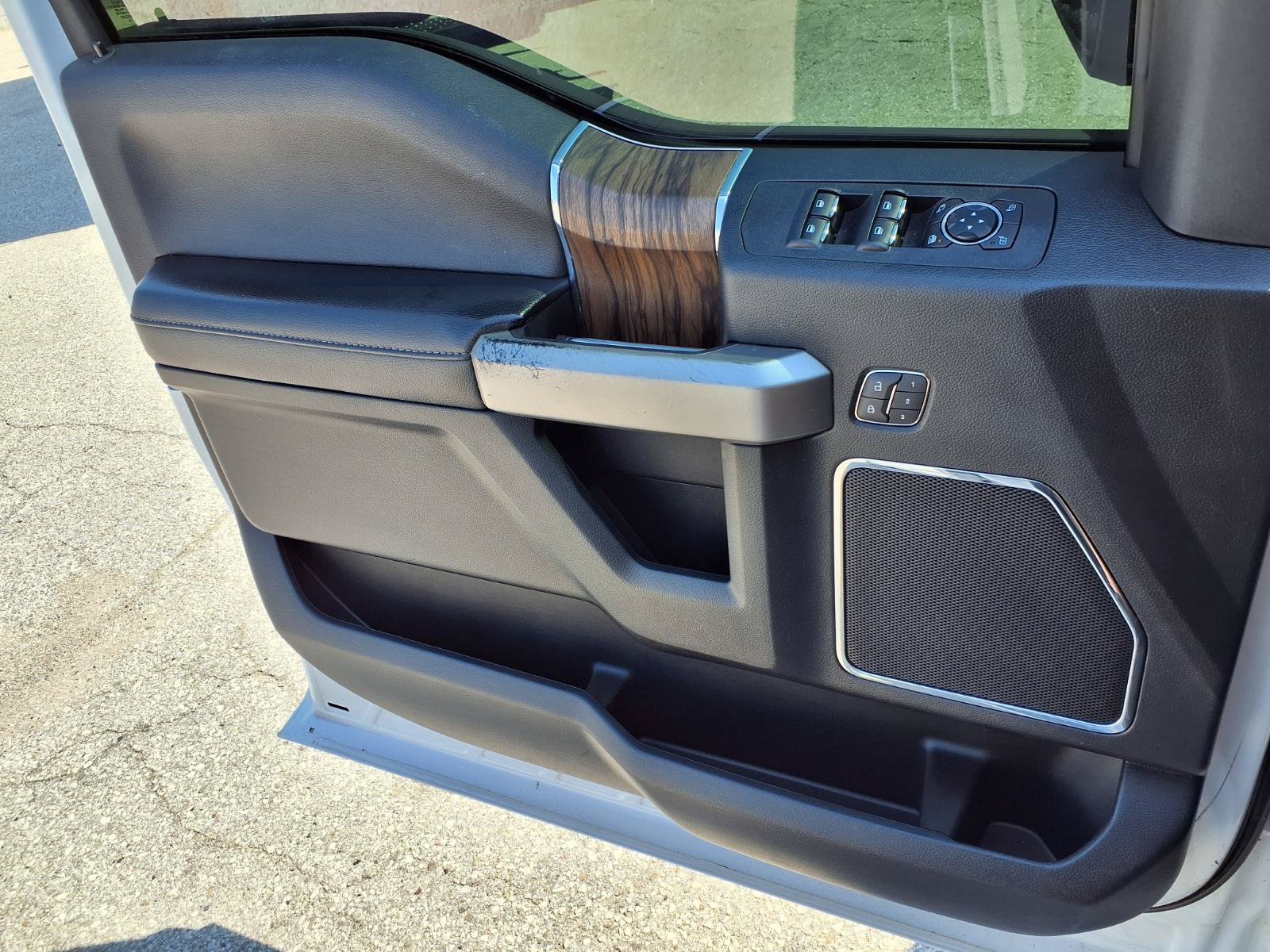 Used 2019 Ford F150 Lariat AWD/4WD image 22