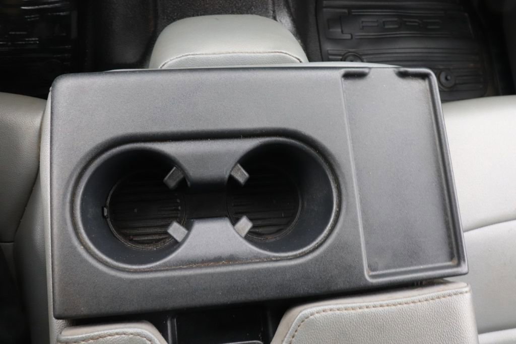 Used 2024 Ford F550 4x4 Crew Cab Super Duty image 18