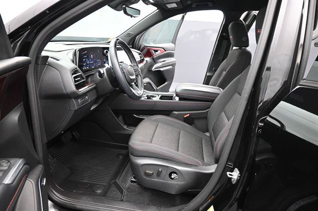 Used 2024 Chevrolet Traverse Z71 w/ Enhanced Driving Package AWD/4WD image 14