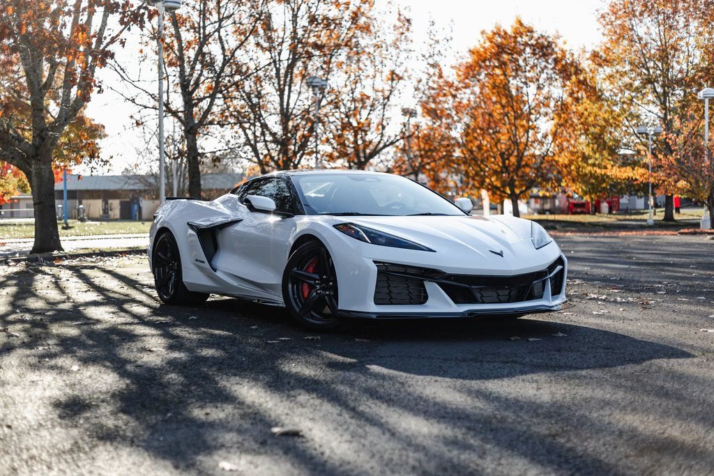 Used 2024 Chevrolet Corvette Z06 w/ Stealth Interior Trim Package RWD image 9