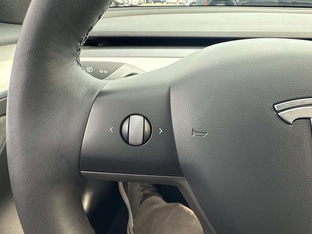 Used 2022 Tesla Model 3 Performance image 30