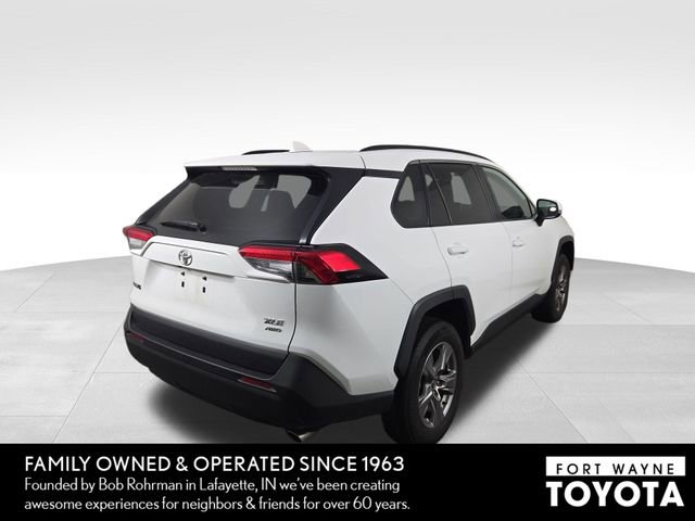 Used 2025 Toyota RAV4 XLE image 7