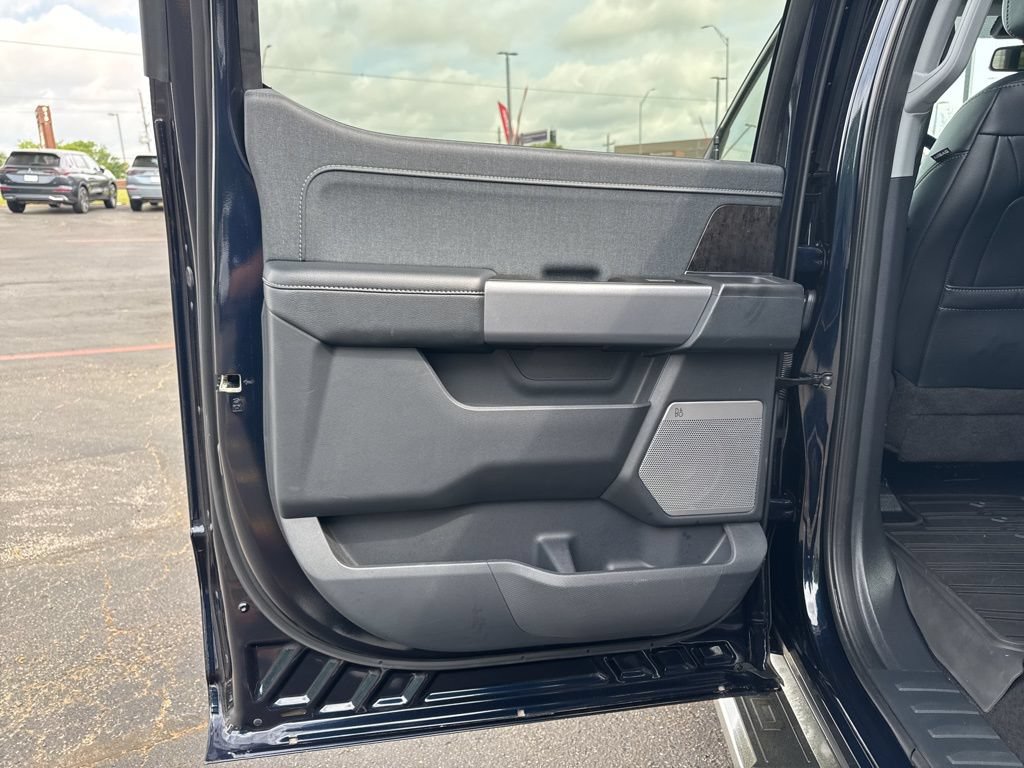 Used 2022 Ford F150 Lariat w/ Max Trailer Tow Package AWD/4WD image 33