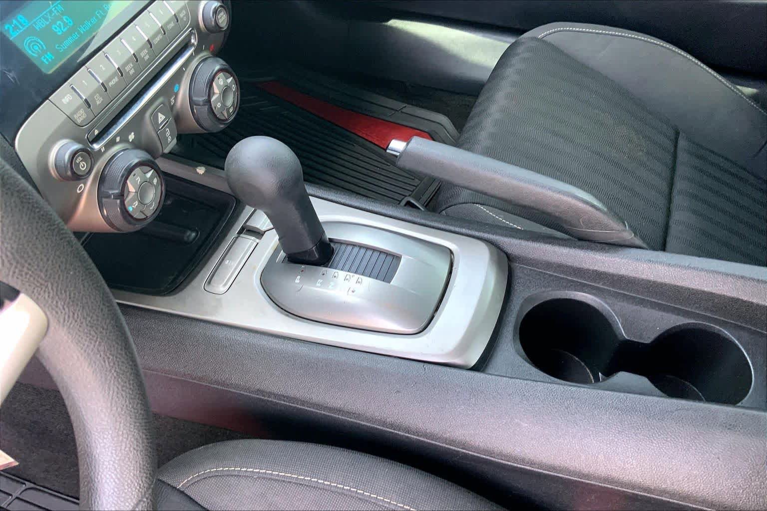 Used 2015 Chevrolet Camaro LS RWD image 15
