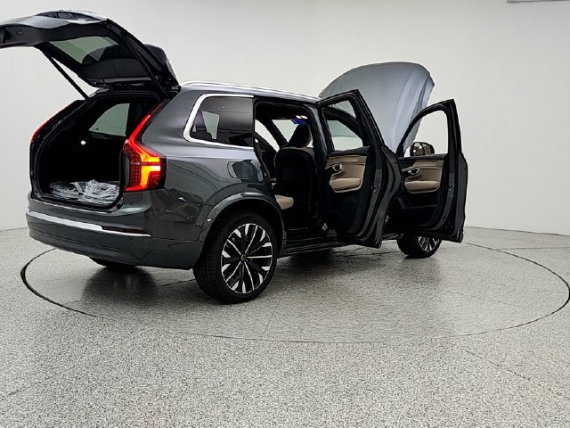New 2027 Volvo XC90 B6 Plus AWD/4WD image 11