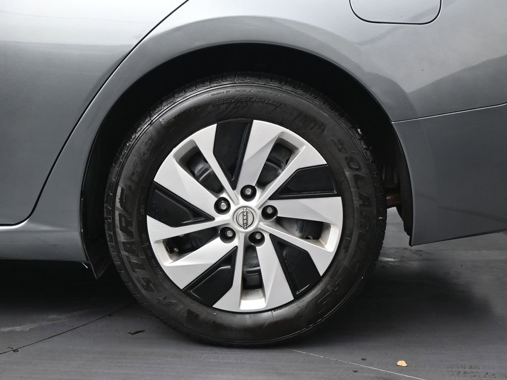 Used 2024 Nissan Altima 2.5 S image 33