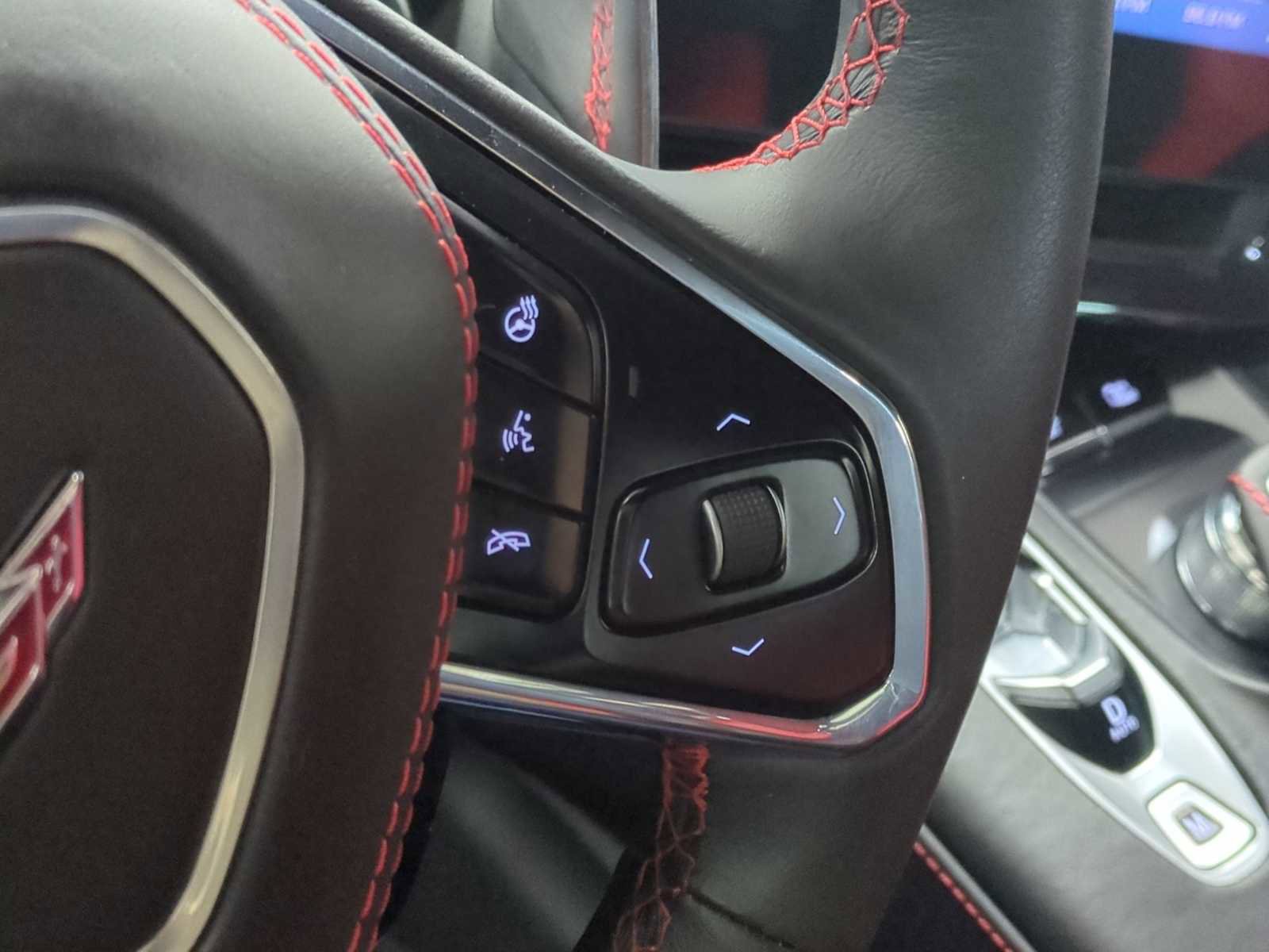 Used 2024 Chevrolet Corvette Stingray Premium Cpe w/ Z51 Performance Package image 19