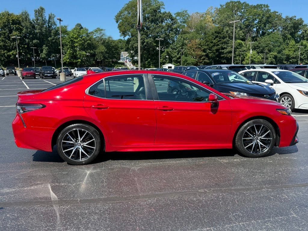 Certified 2021 Toyota Camry SE w/ Audio Upgrade Package FWD image 10