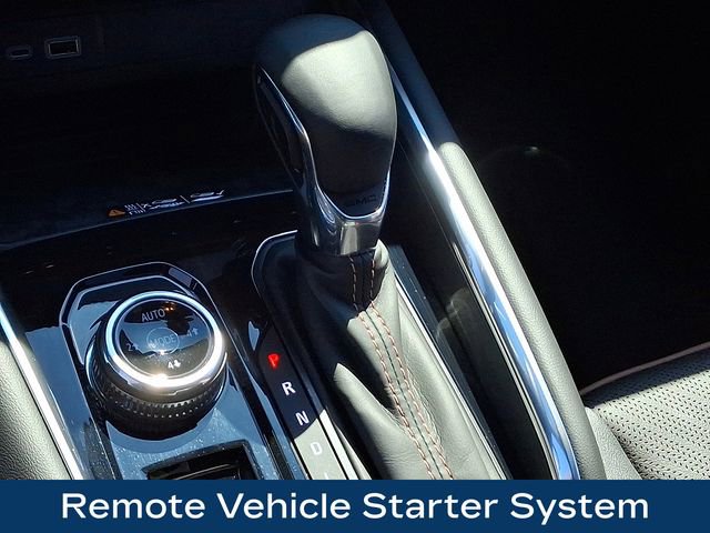 Used 2026 GMC Canyon AT4 w/ Technology Plus Package image 11