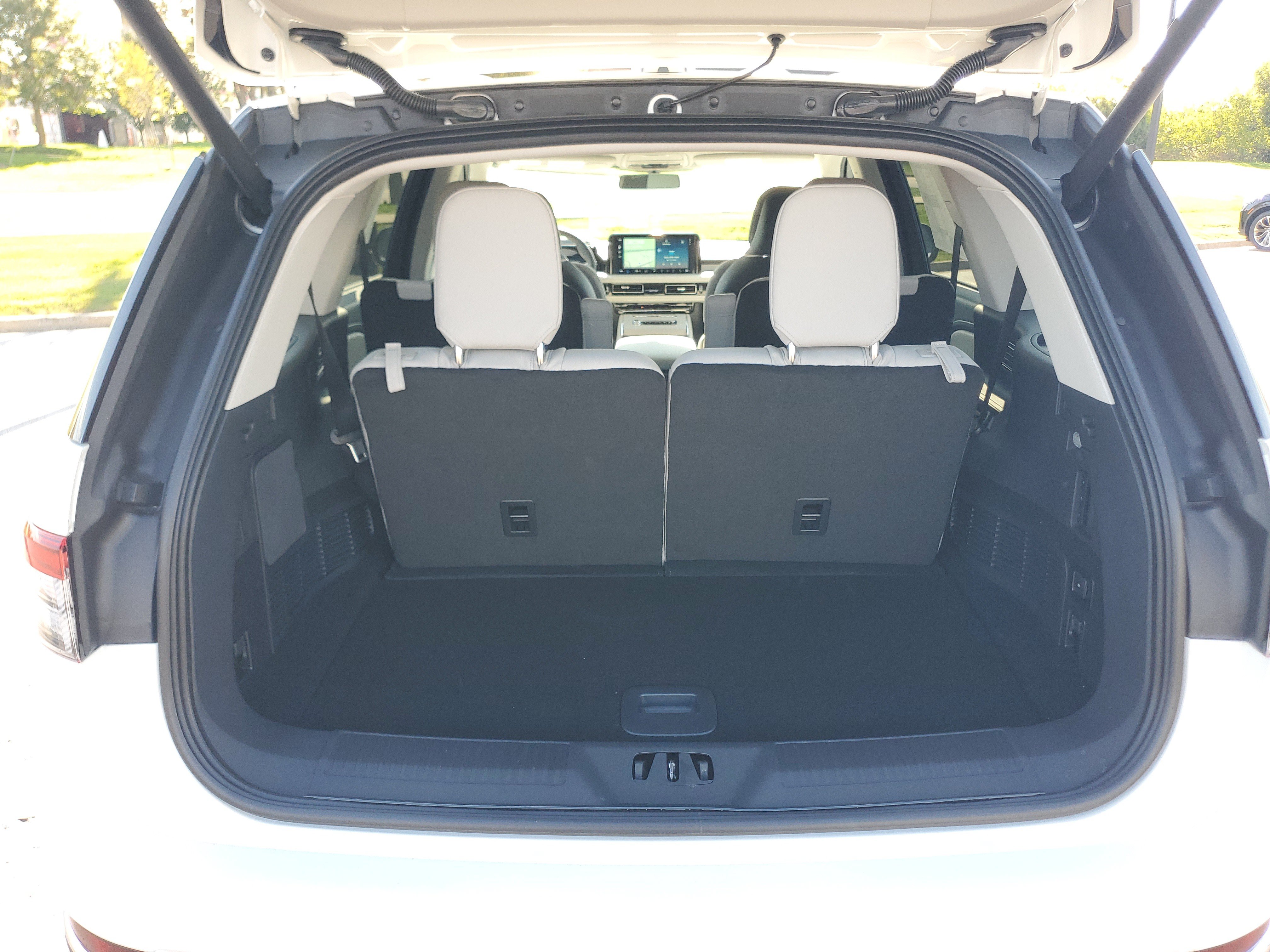 New 2027 Lincoln Aviator Reserve AWD/4WD image 29