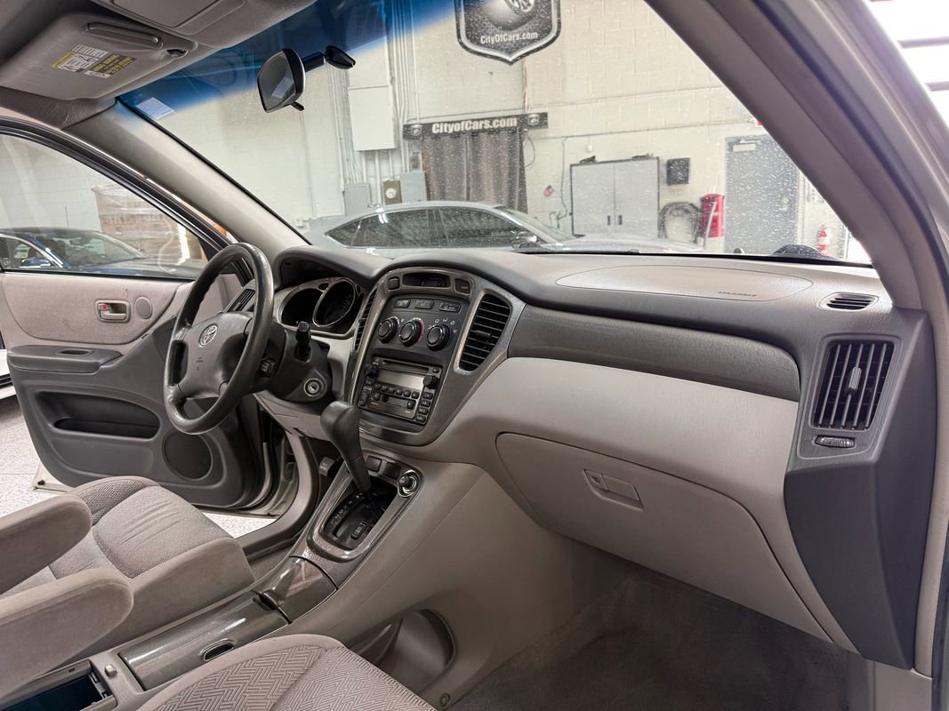 Used 2003 Toyota Highlander 4WD V6 image 19
