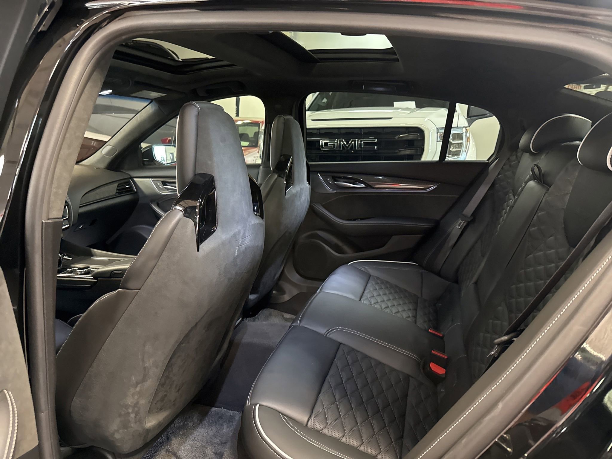 Used 2023 Cadillac CT5 V Blackwing w/ Driver Assist Package image 8