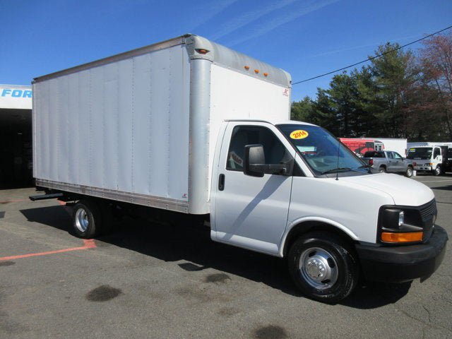 Used 2014 Chevrolet Express 3500 Extended RWD image 1