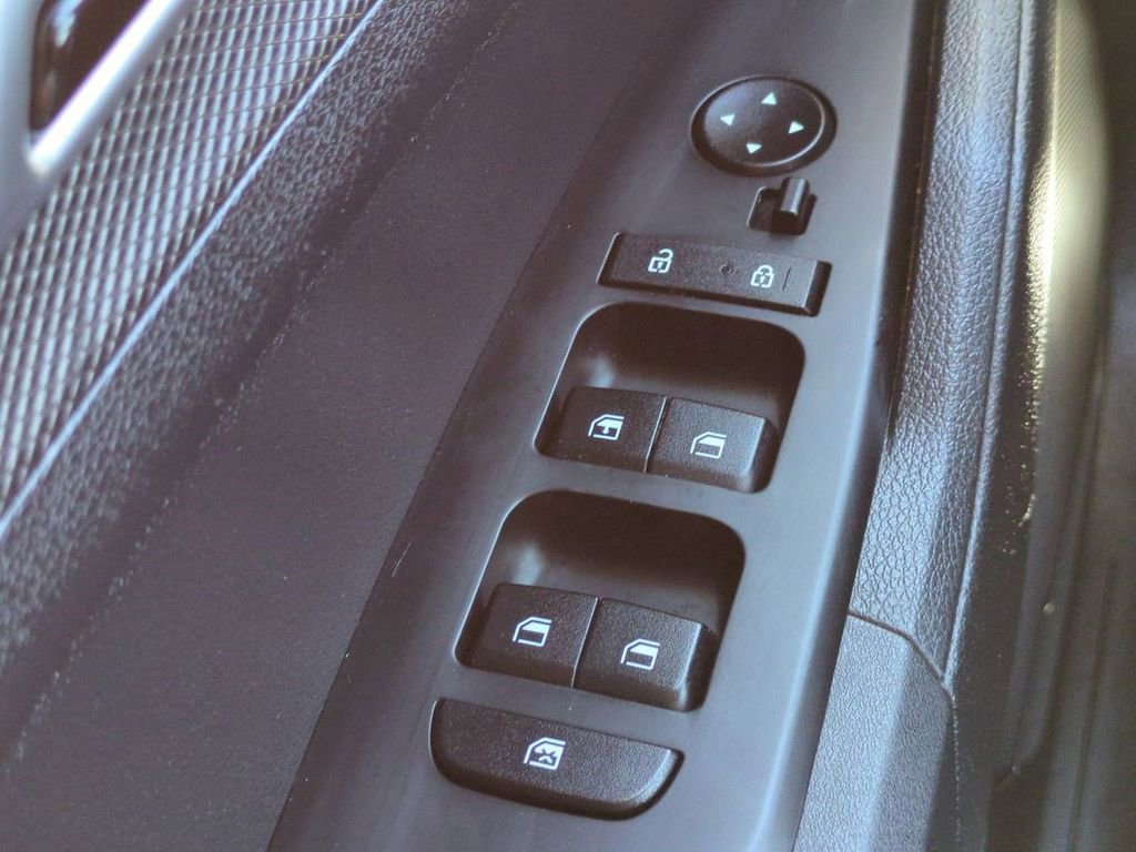 Used 2024 Kia Sportage LX image 22