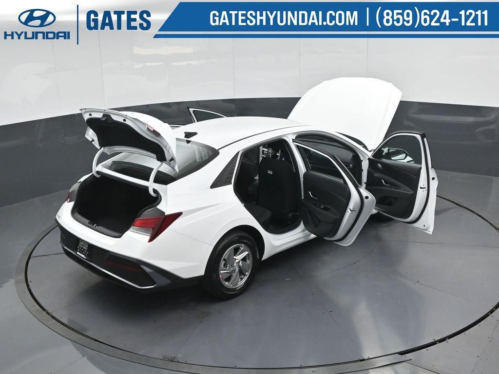 New 2026 Hyundai Elantra SE FWD image 49