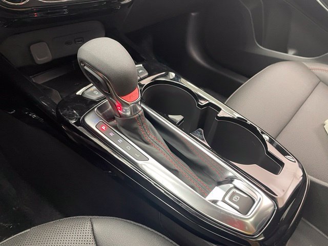 New 2026 Chevrolet Trax RS w/ Sunroof Package FWD image 6