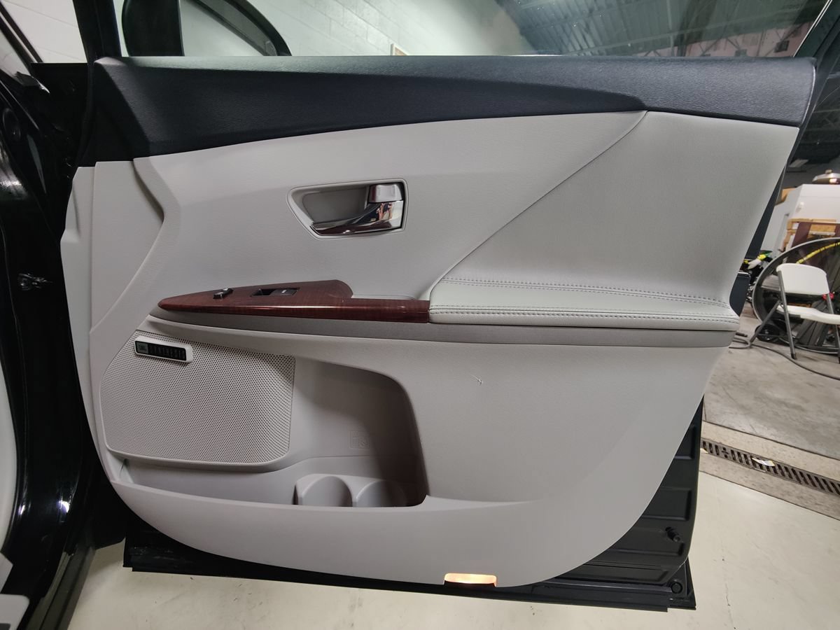 Used 2009 Toyota Venza w/ Comfort Pkg FWD image 10