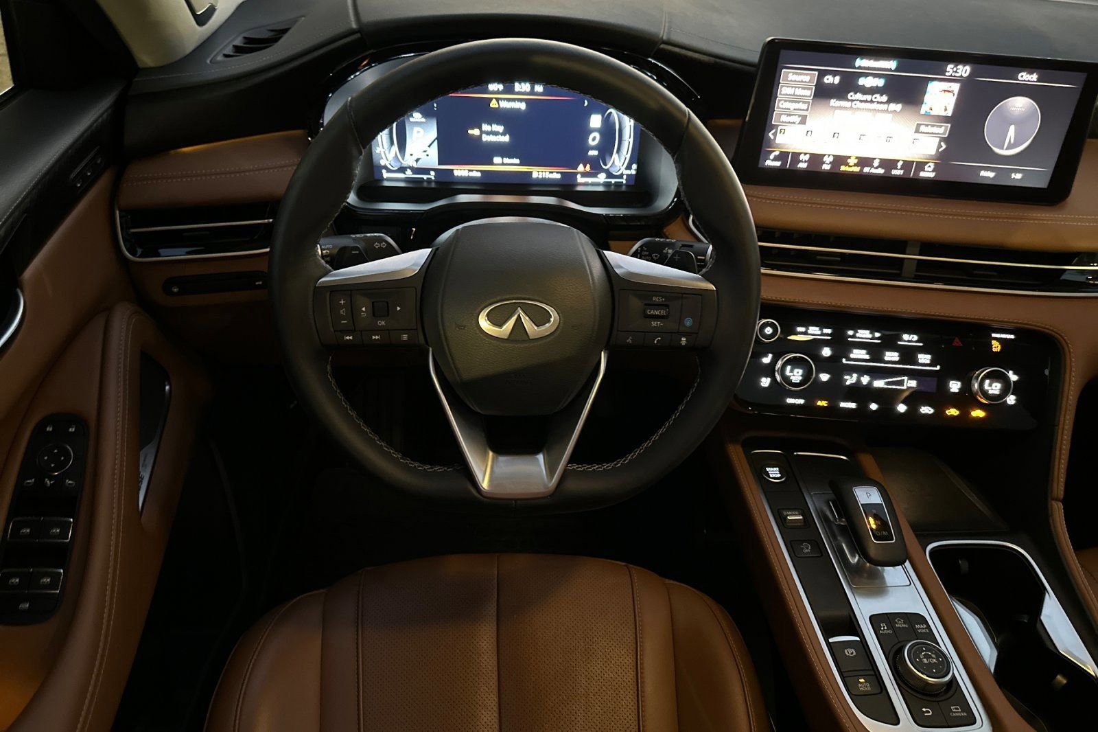 Used 2024 INFINITI QX60 Sensory image 15