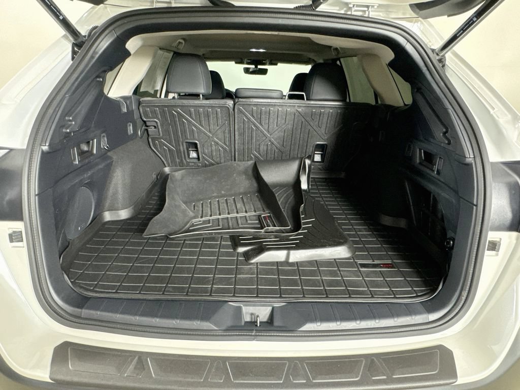Used 2024 Subaru Outback Onyx Edition AWD/4WD image 24